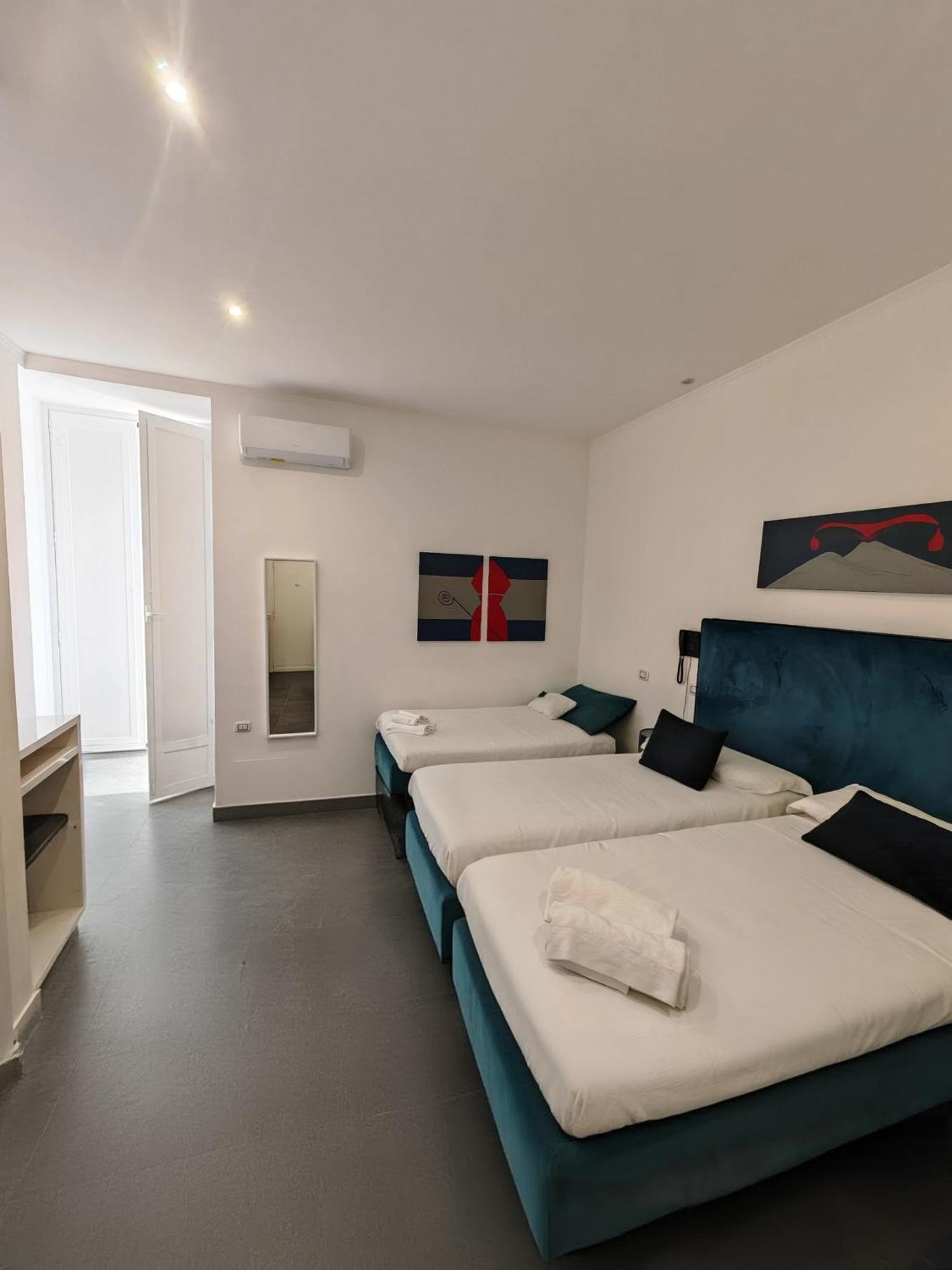 Art Street Hotel نابولي المظهر الخارجي الصورة
